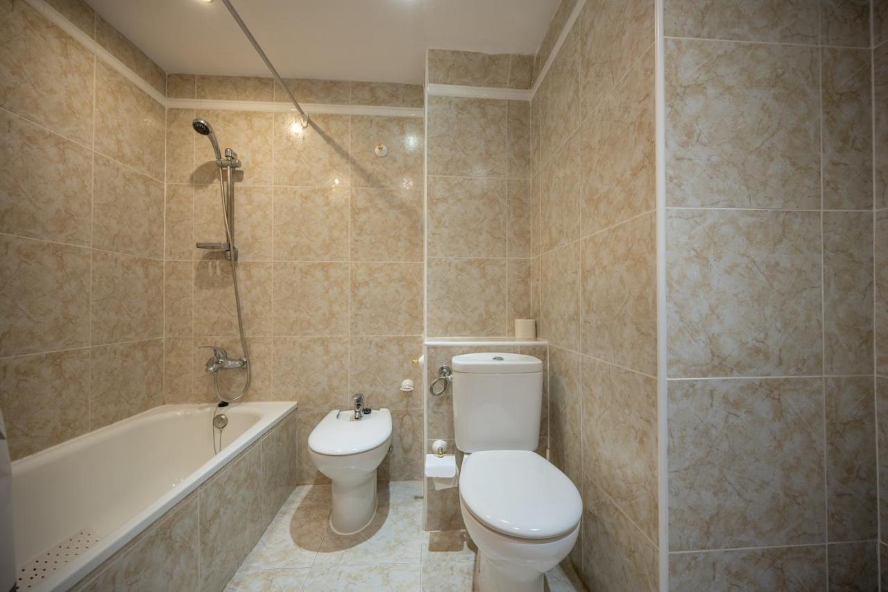 Beautiful Parque Loix 4 Bedroom Apartment Shared Pool, Tennis Court Benidorm Ngoại thất bức ảnh