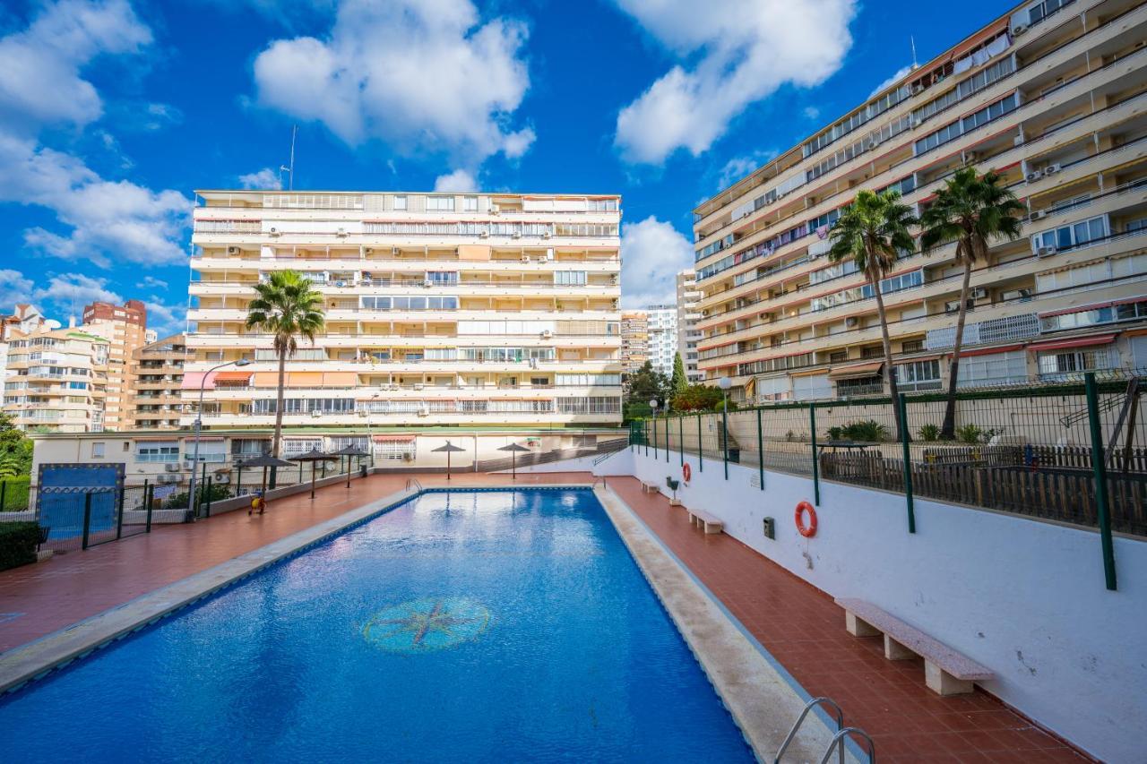 Beautiful Parque Loix 4 Bedroom Apartment Shared Pool, Tennis Court Benidorm Ngoại thất bức ảnh